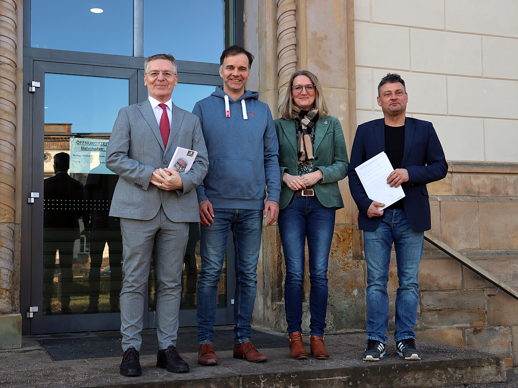 Unterstützer Raspehaus Gruppenbild