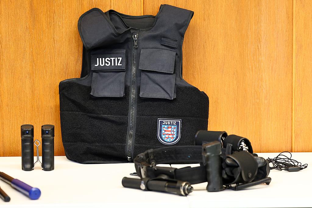 TdoT Schutzausrüstung Justiz