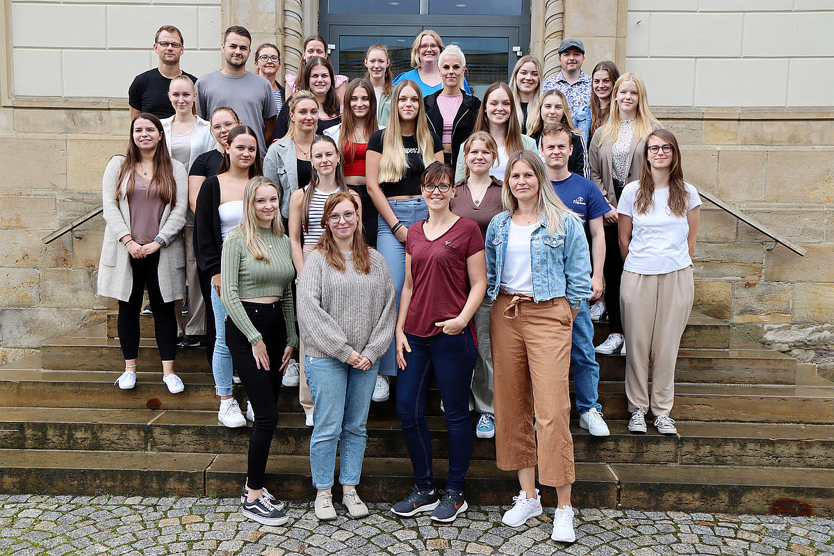 Gruppenbild Studierende des KSAV-Grundstudiums