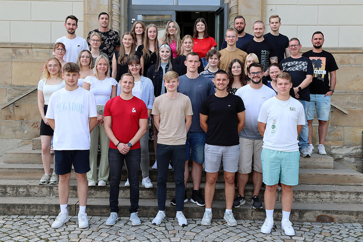 Gruppenbild Studierende des KSAV-Grundstudiums