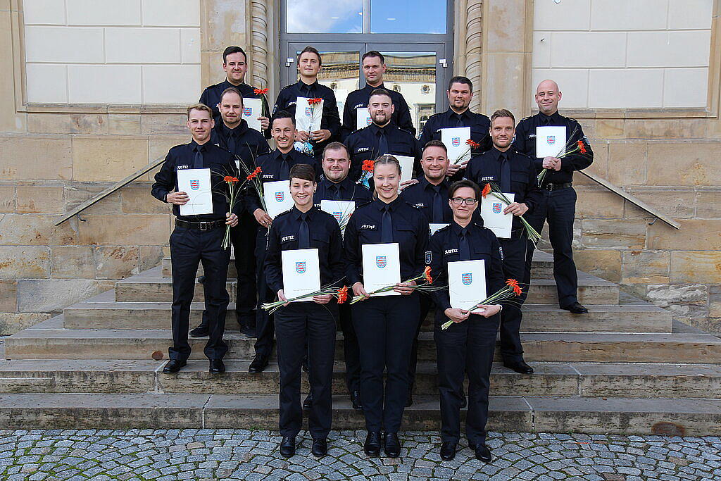 Gruppenbild Absolventen Justiz