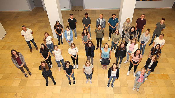 Gruppenbild zum Studienbeginn