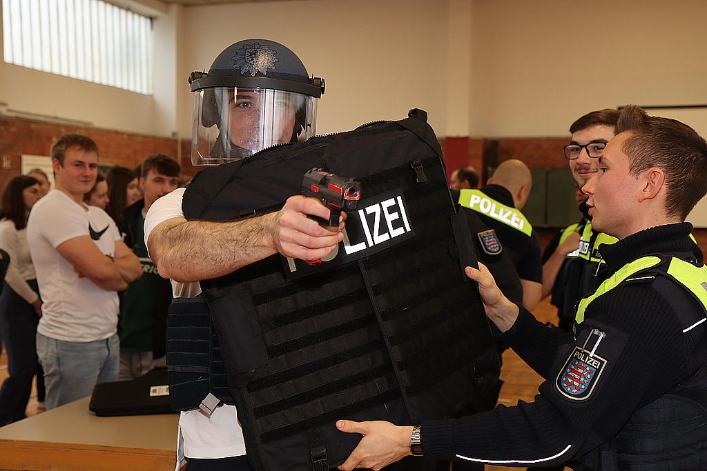 Hochschultag 2023 - Vorführung Polizei
