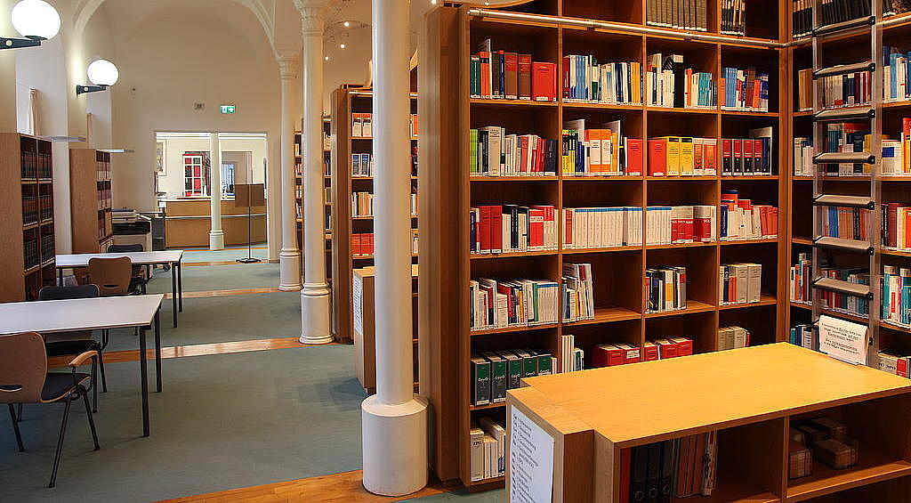 Bibliothek im Haus 3