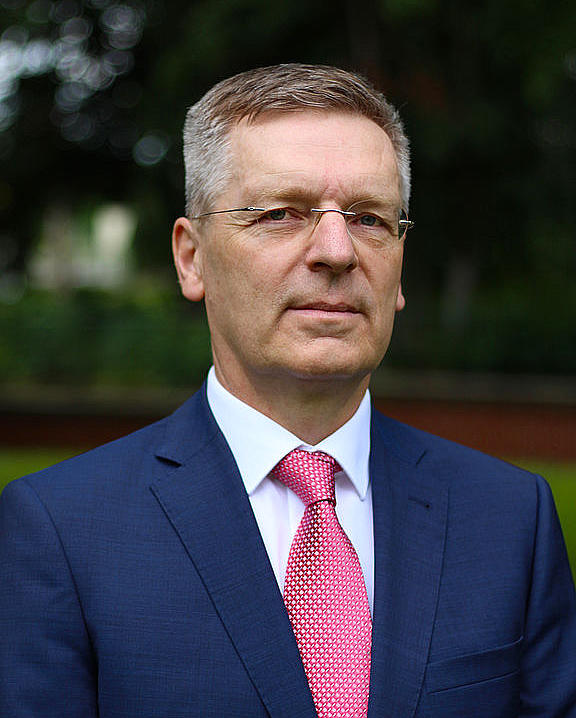 Stellvertretender Rektor der Fachhochschule Herr Hintze