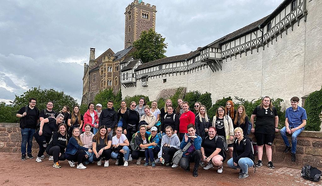 Gruppenbild Justizsekretäre vor der Wartburg