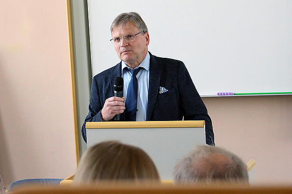 Vortrag Dr. von der Weiden im Hörsaal